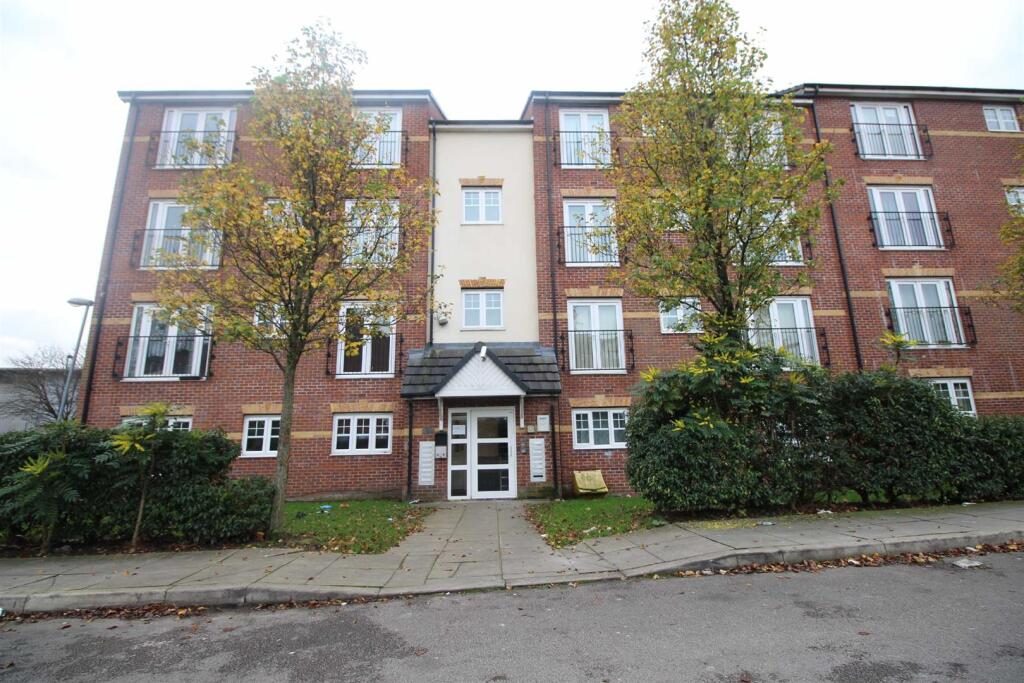 Property main image