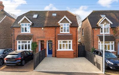 Property on St Johns Road, TN13 3LR