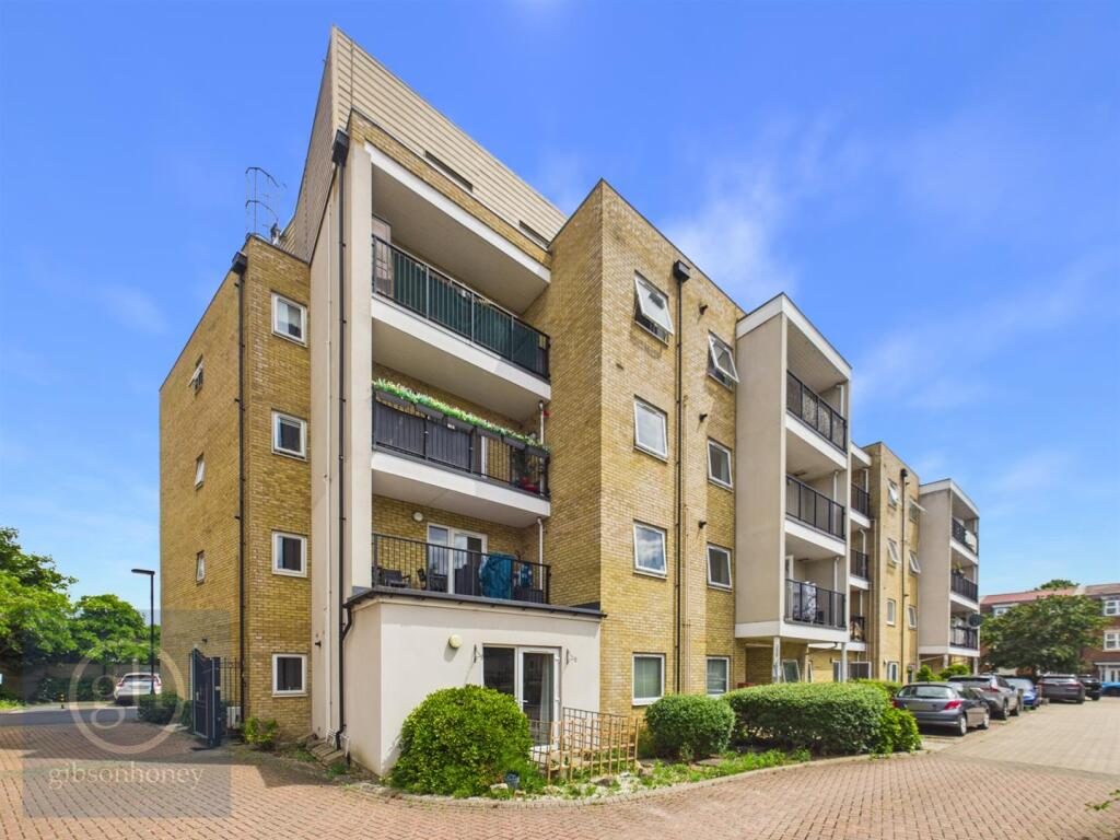 Property main image