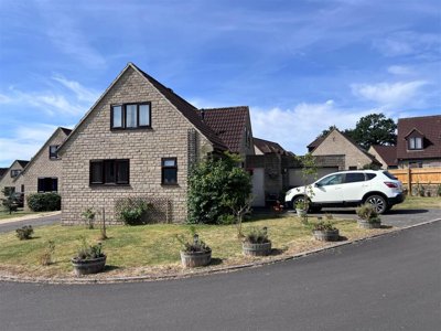 Property on Iris Gardens, SP8 4QY