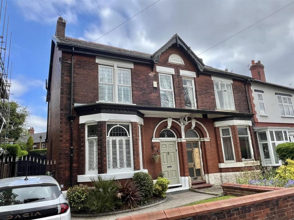 Terraced House