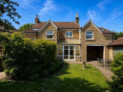 Property on Clevedon Road, BS20 6QN