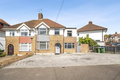 Property on Dumbreck Road, SE9 1RH
