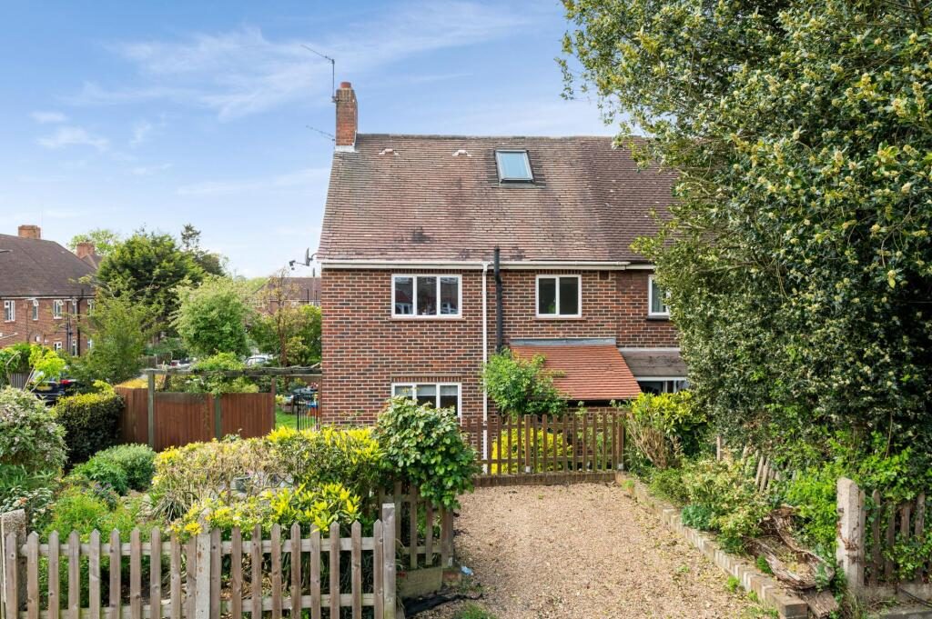 Terraced House
