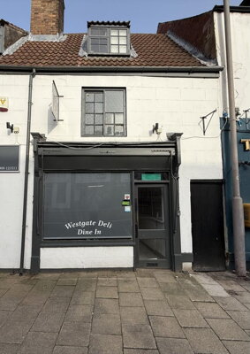 Property on NG18 1RR