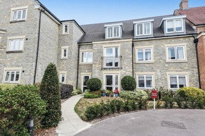 Property on West Street, BA5 2GW