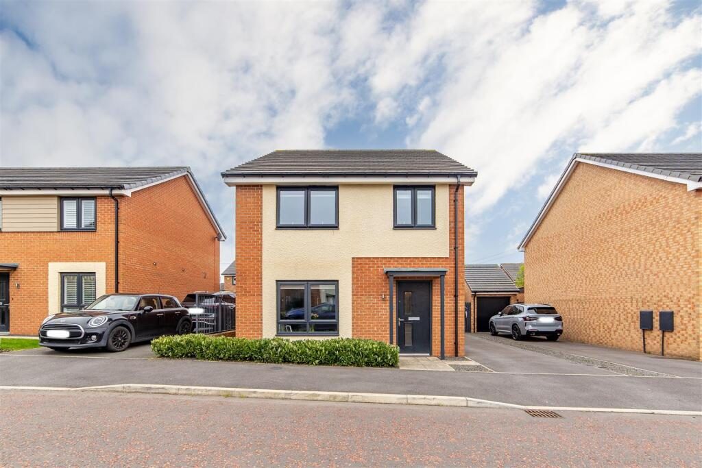 Property main image