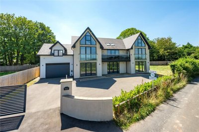 Property on PR4 0BJ