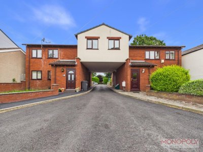 Property on Chester Road, LL12 0DN