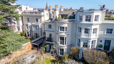 Property on Park Terrace, NG1 5DN