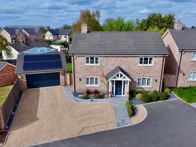 Property on Primrose Close, CB7 5XG