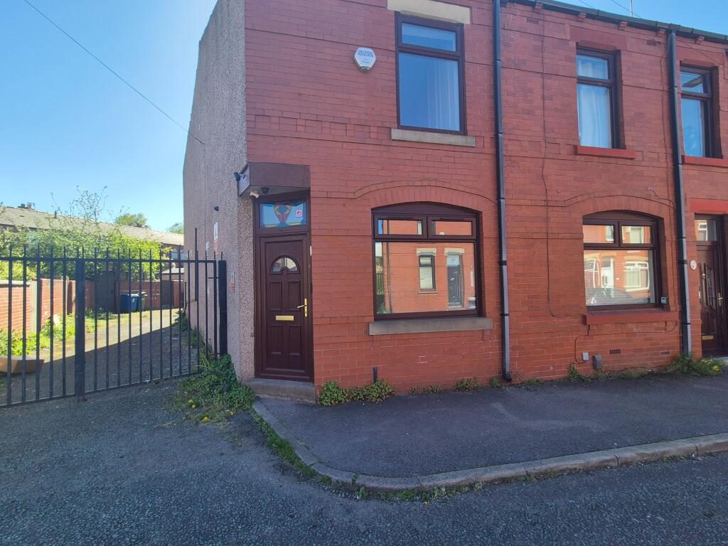 Terraced House