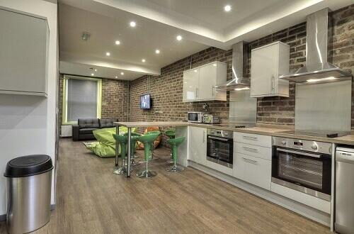 Terraced House