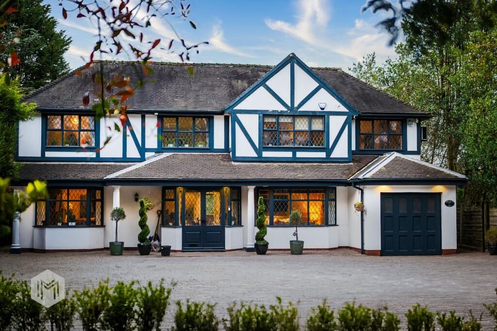 Property main image