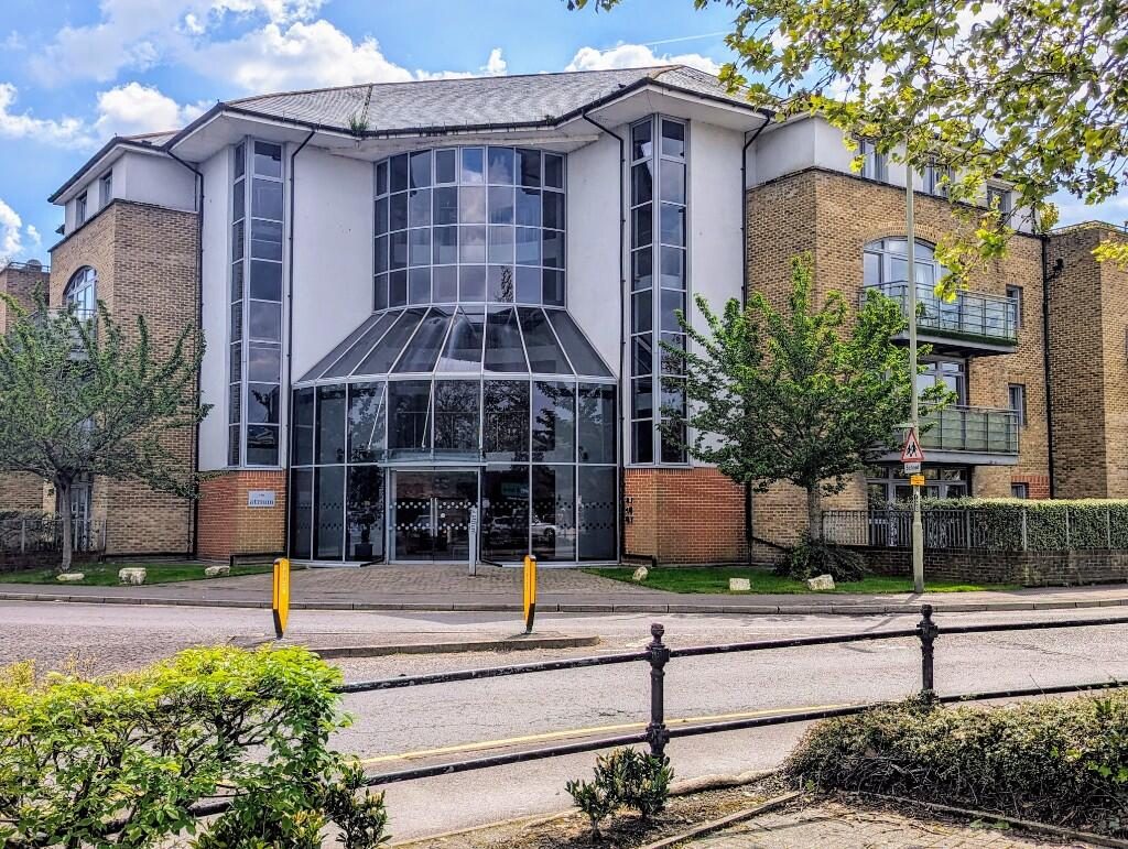 Property main image