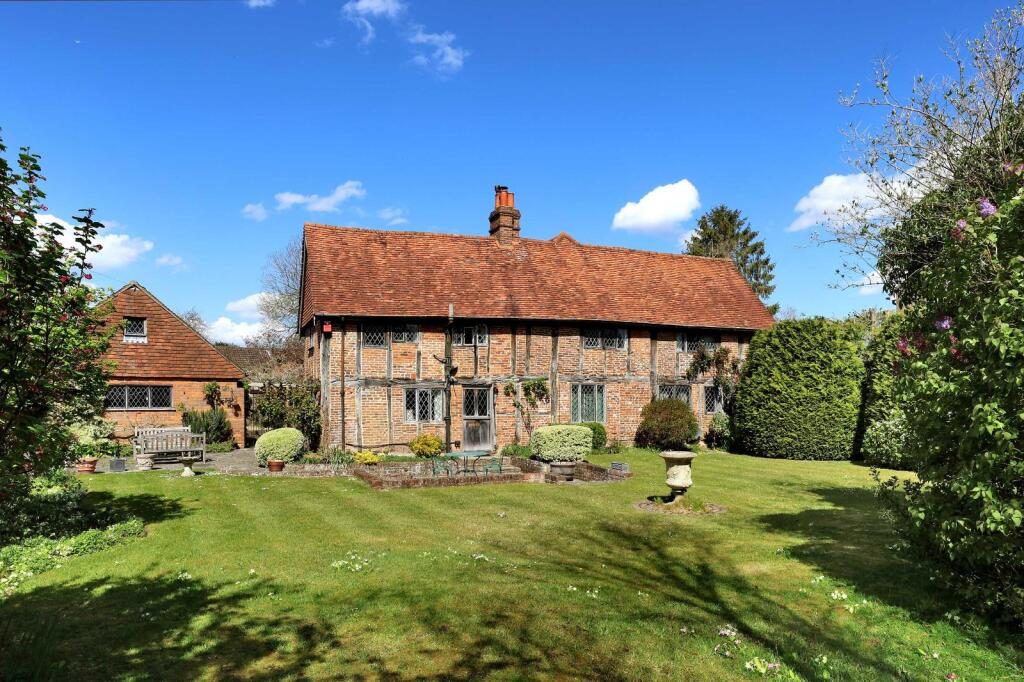 Property main image