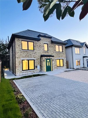 Property on Goffs Lane, EN7 5EN