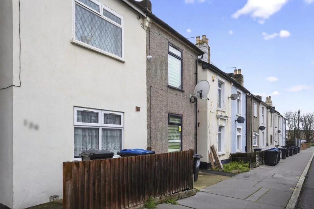 Terraced House