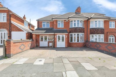 Property on Byway Road, LE5 5TF
