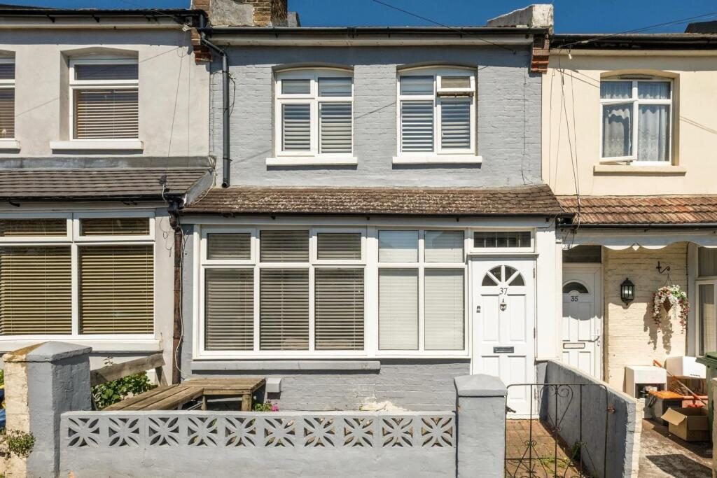 Terraced House