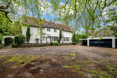 Property on Church Hill, LE12 8RT