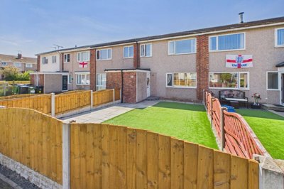 Property on Wollenscroft, CA14 4UP