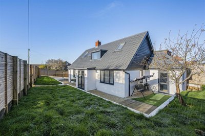 Property on Farm Close, BN25 3RX