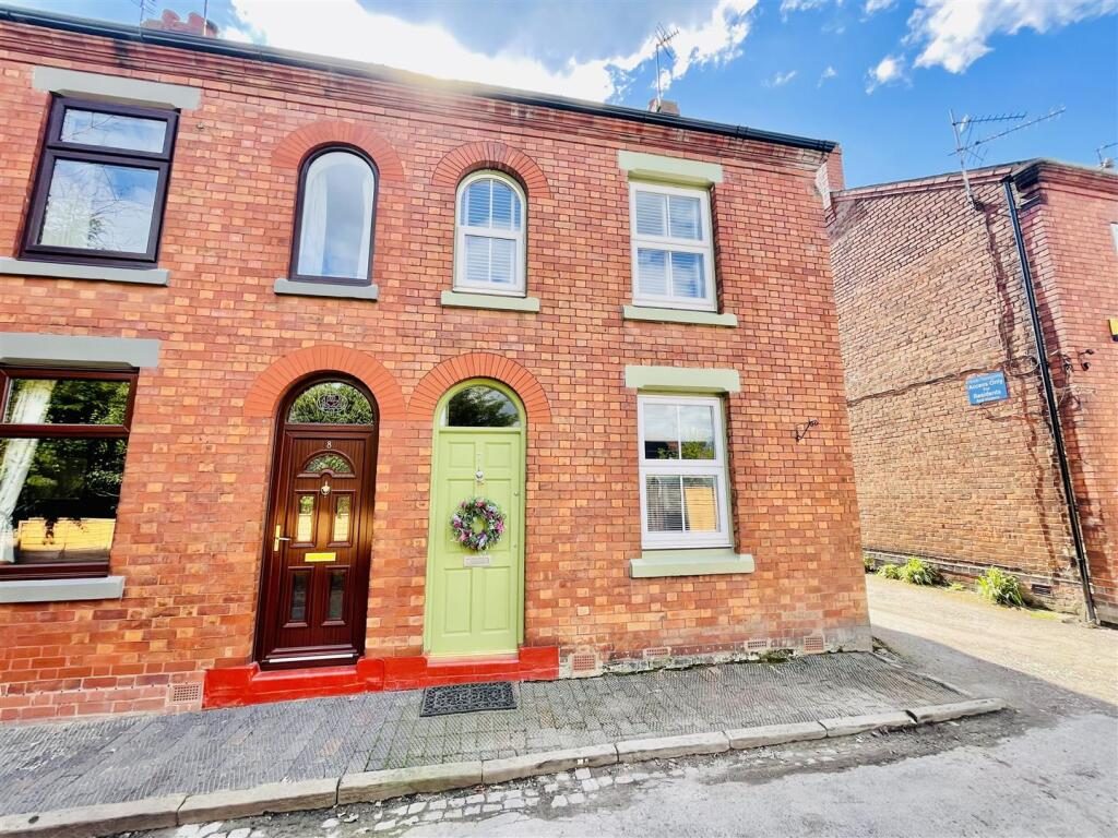Terraced House
