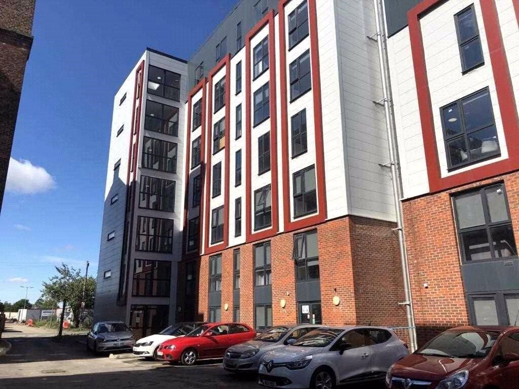 Property main image