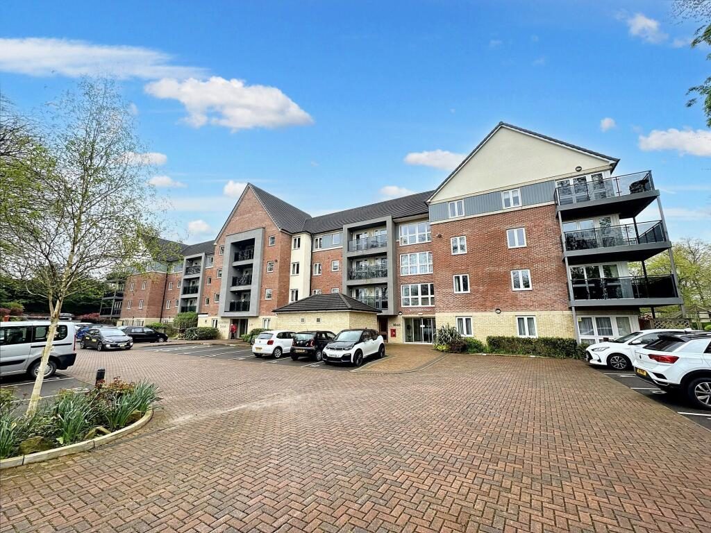 Property main image