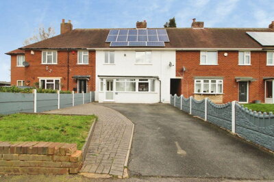 Property on Queens Road, WS4 1HY