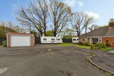 Property on Belmont Close, PO14 2QF