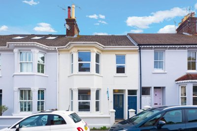 Property on Norfolk Road, RH12 1BZ