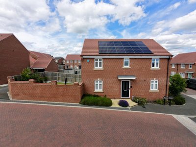 Property on Winter Close, WF3 4GA