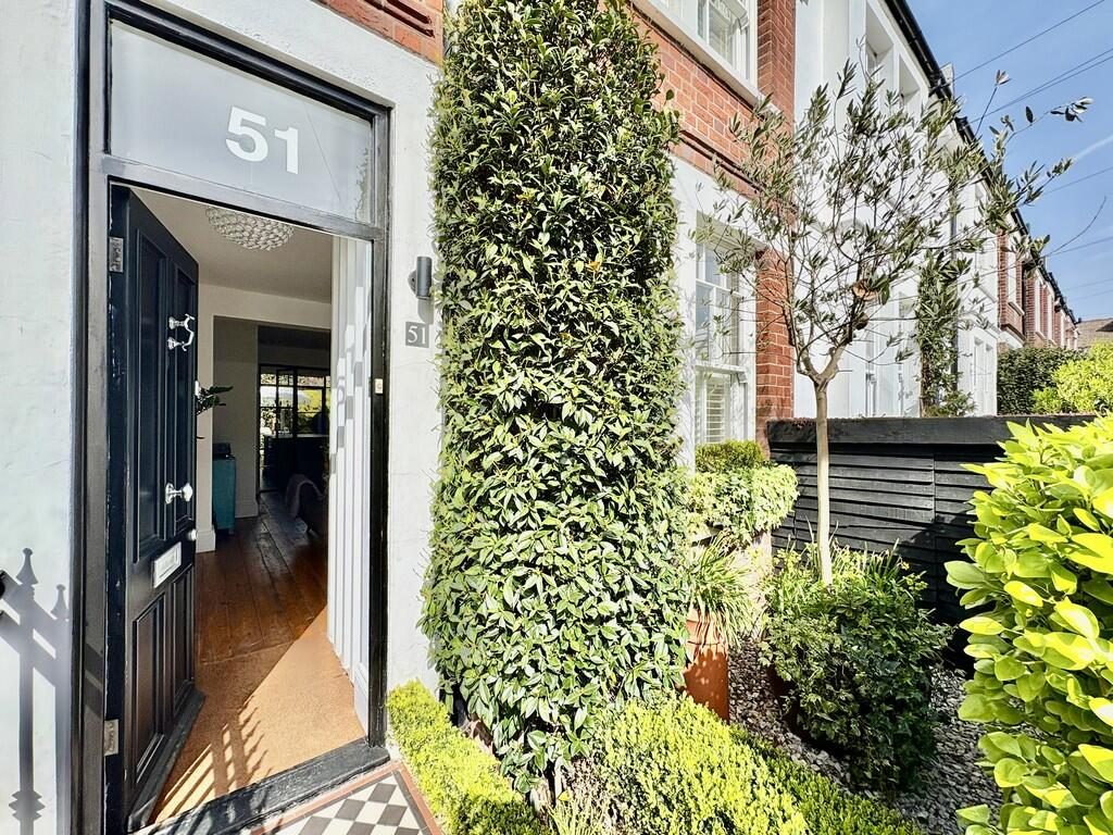 Terraced House