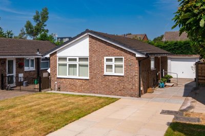 Property on Cunnery Meadow, PR25 5RL