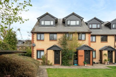 Property on Sleaford Street, CB1 2PU