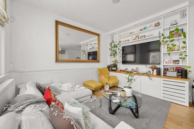 Property on Sturt Street, N1 7GE