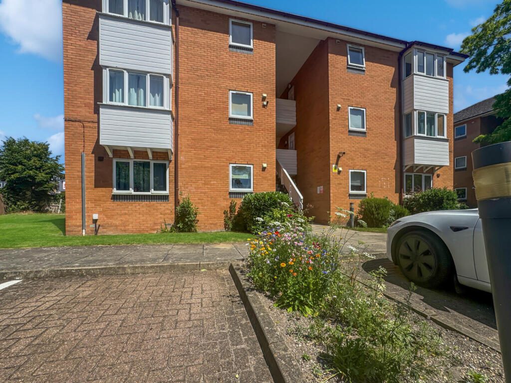 Property main image
