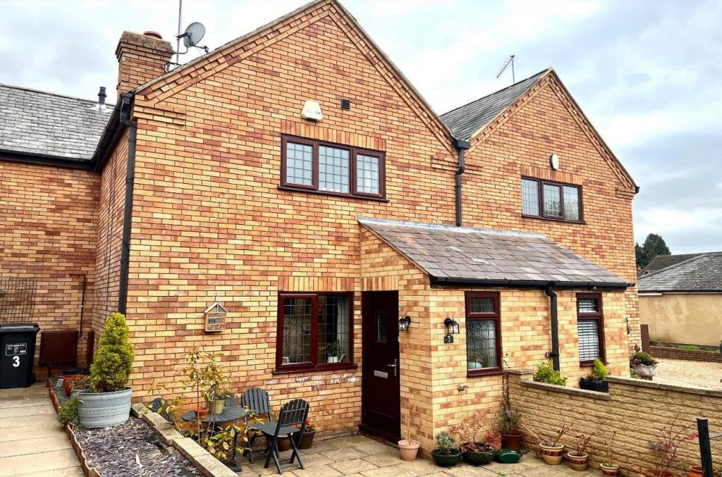 Terraced House