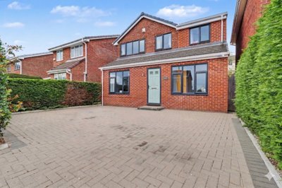 Property on Lemon Tree Close, WF8 4RN