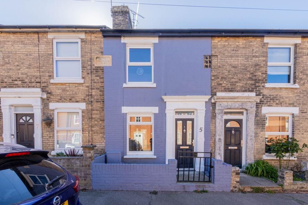Terraced House
