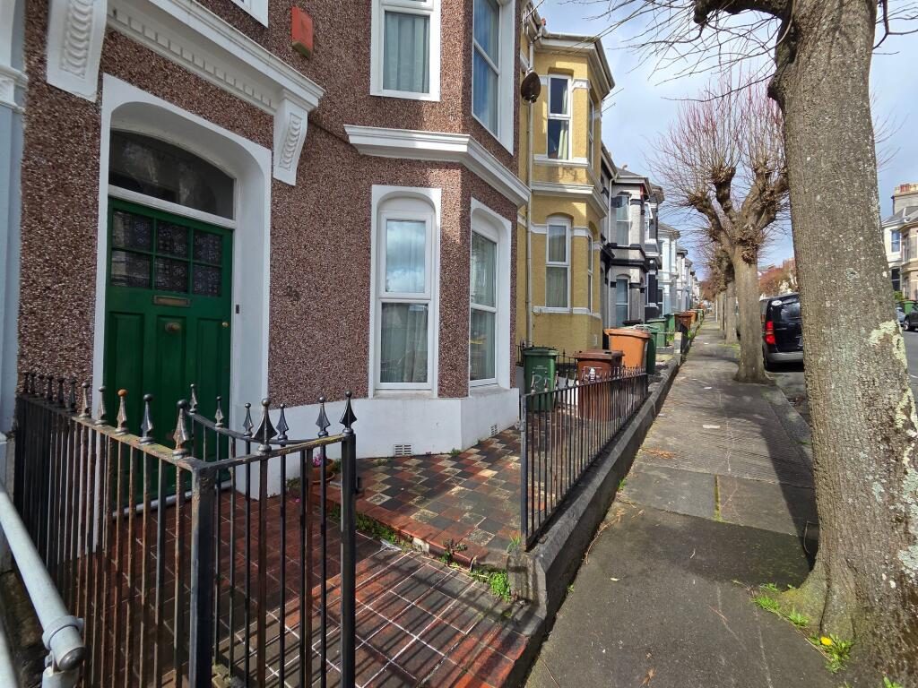 Terraced House
