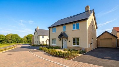 Property on CO10 1DH
