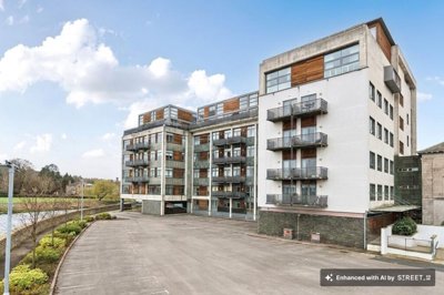 Property on Stramongate, LA9 4UA