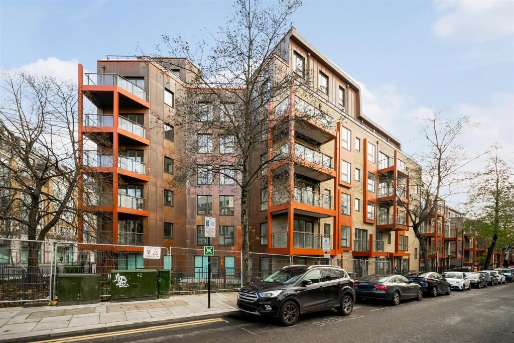 Property main image
