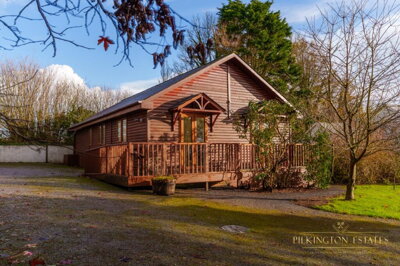 Property on PL13 1PR