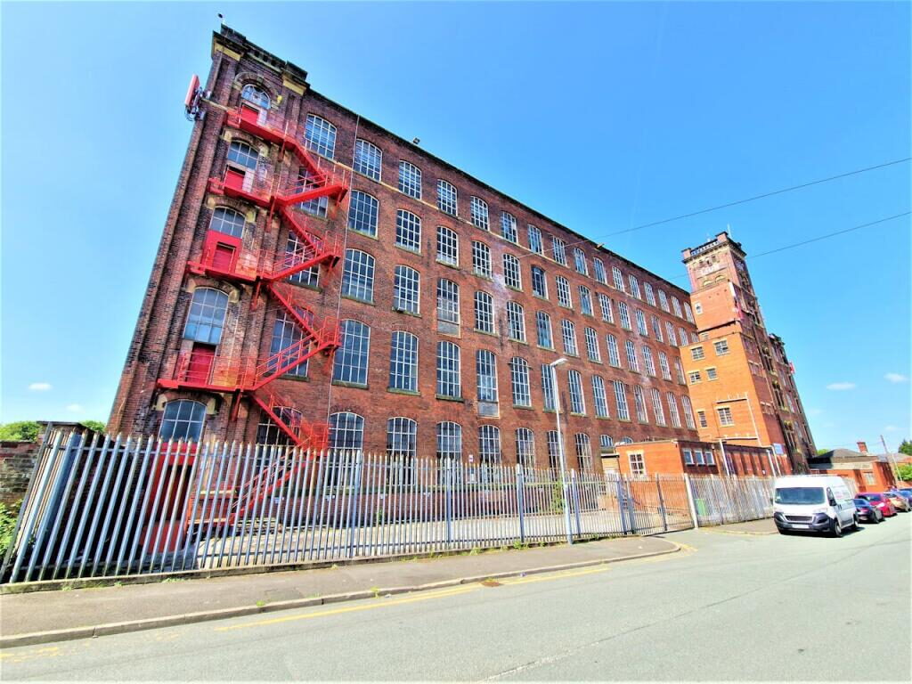 Distribution Warehouse