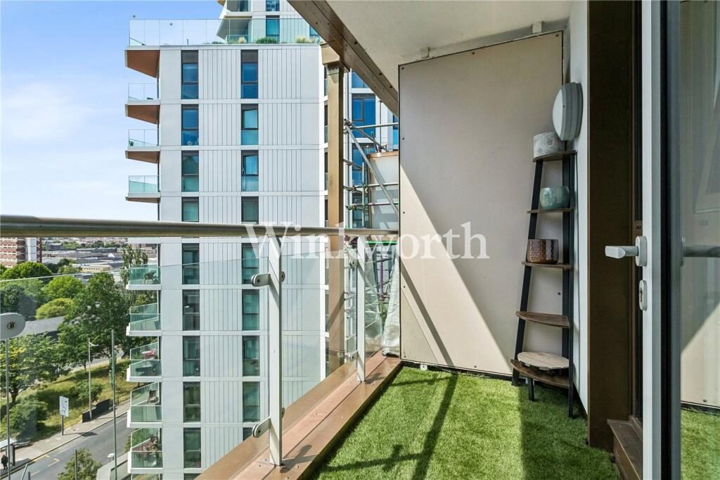 Property main image