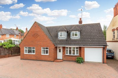 Property on Woodland Road, NN10 6US